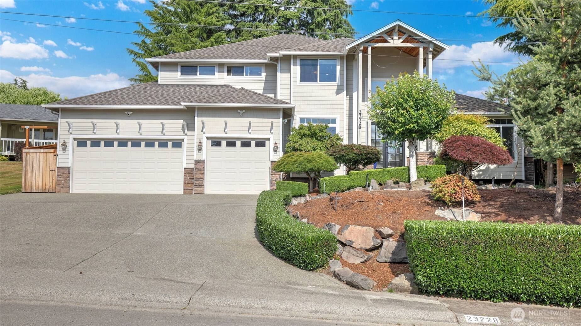Kent, WA 98042,23728 135th PL SE