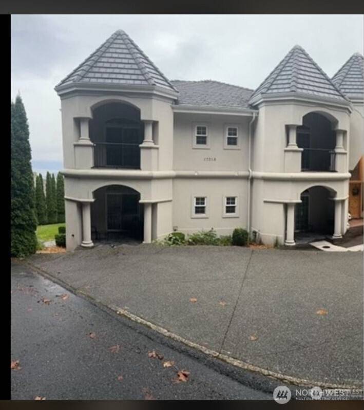 Bellevue, WA 98006,17316 SE 60th ST #B