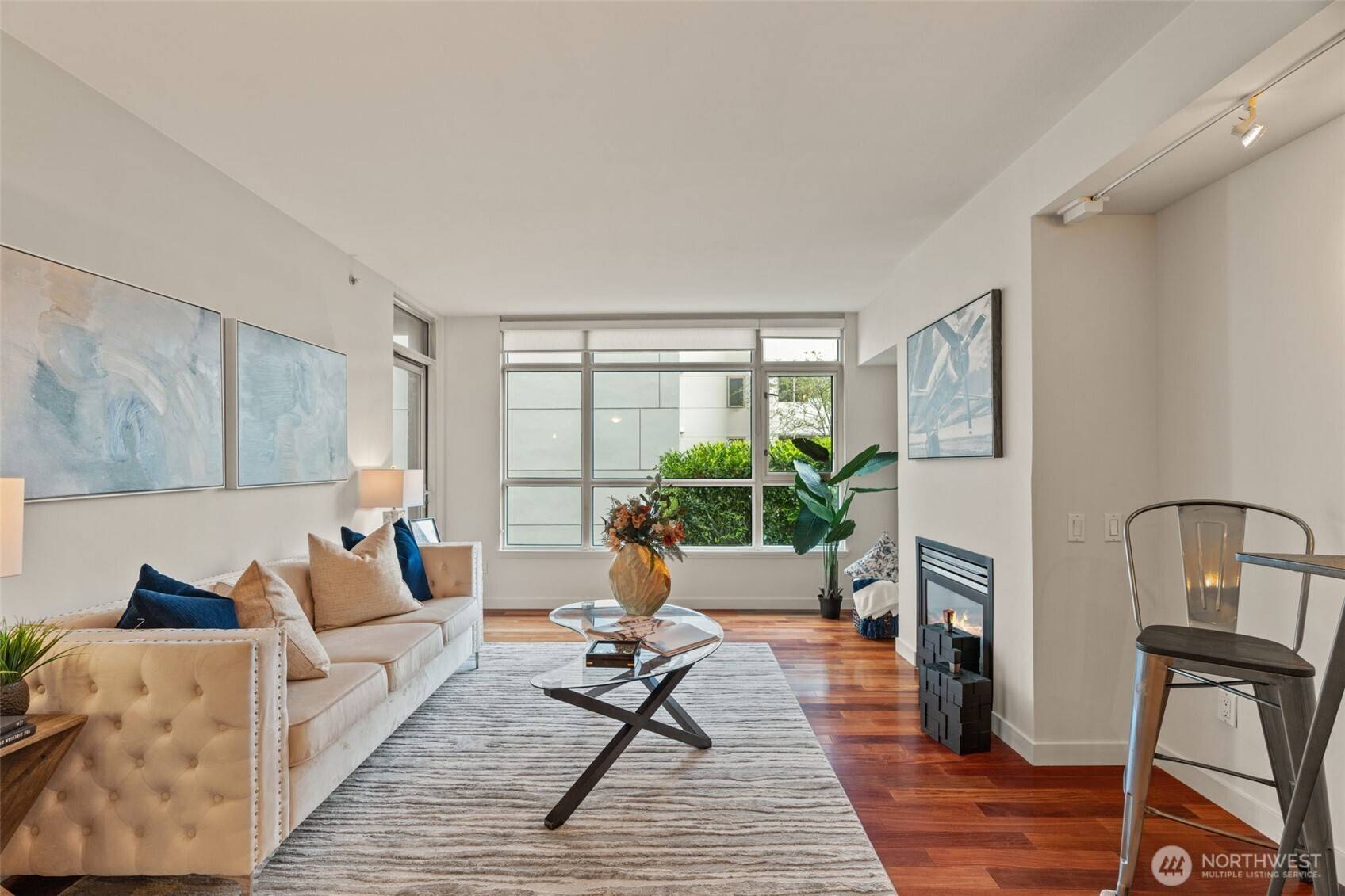Seattle, WA 98101,1420 Terry AVE #201