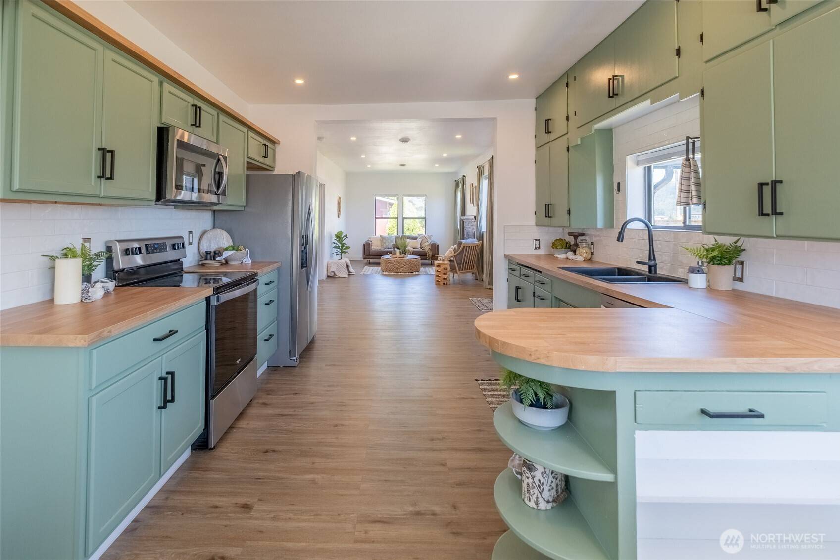 Bow, WA 98232,5502 Chuckanut DR