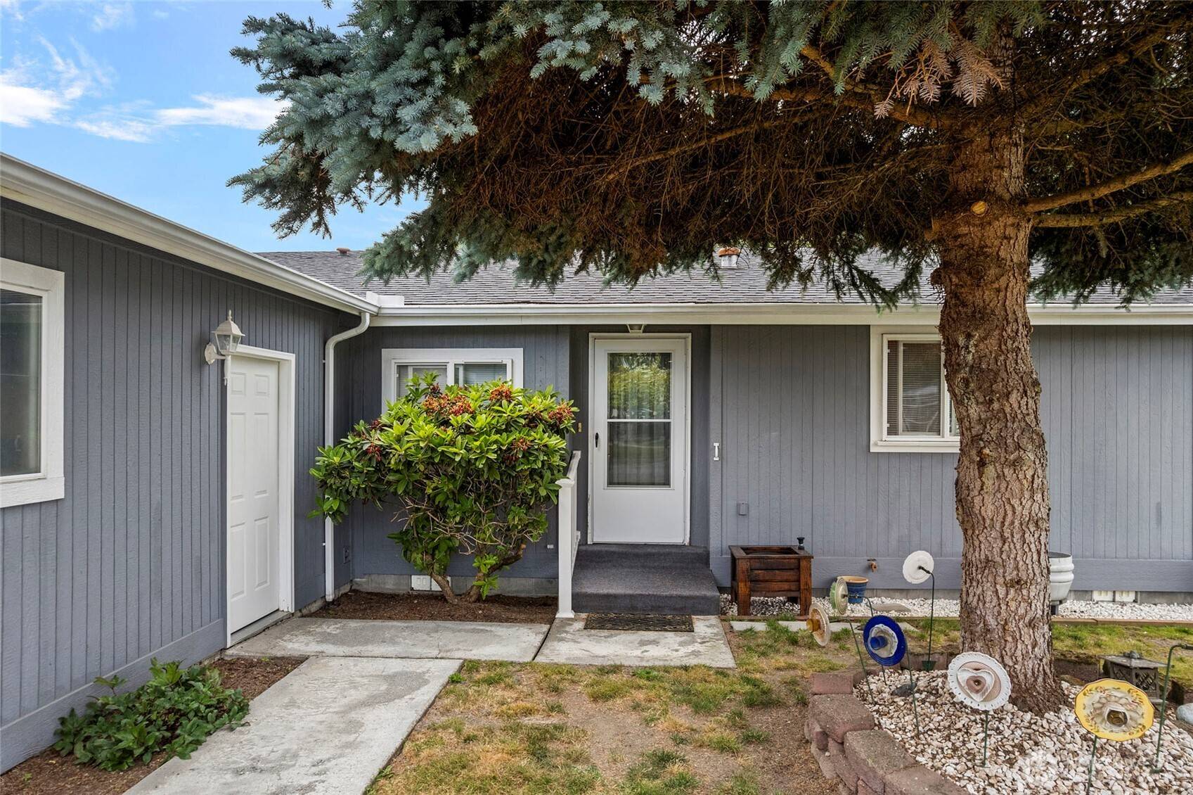 Burlington, WA 98233,561 Andrew DR #30