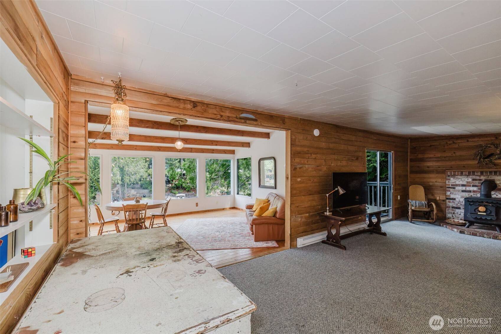 Tahuya, WA 98588,290 NE Lake Dr.