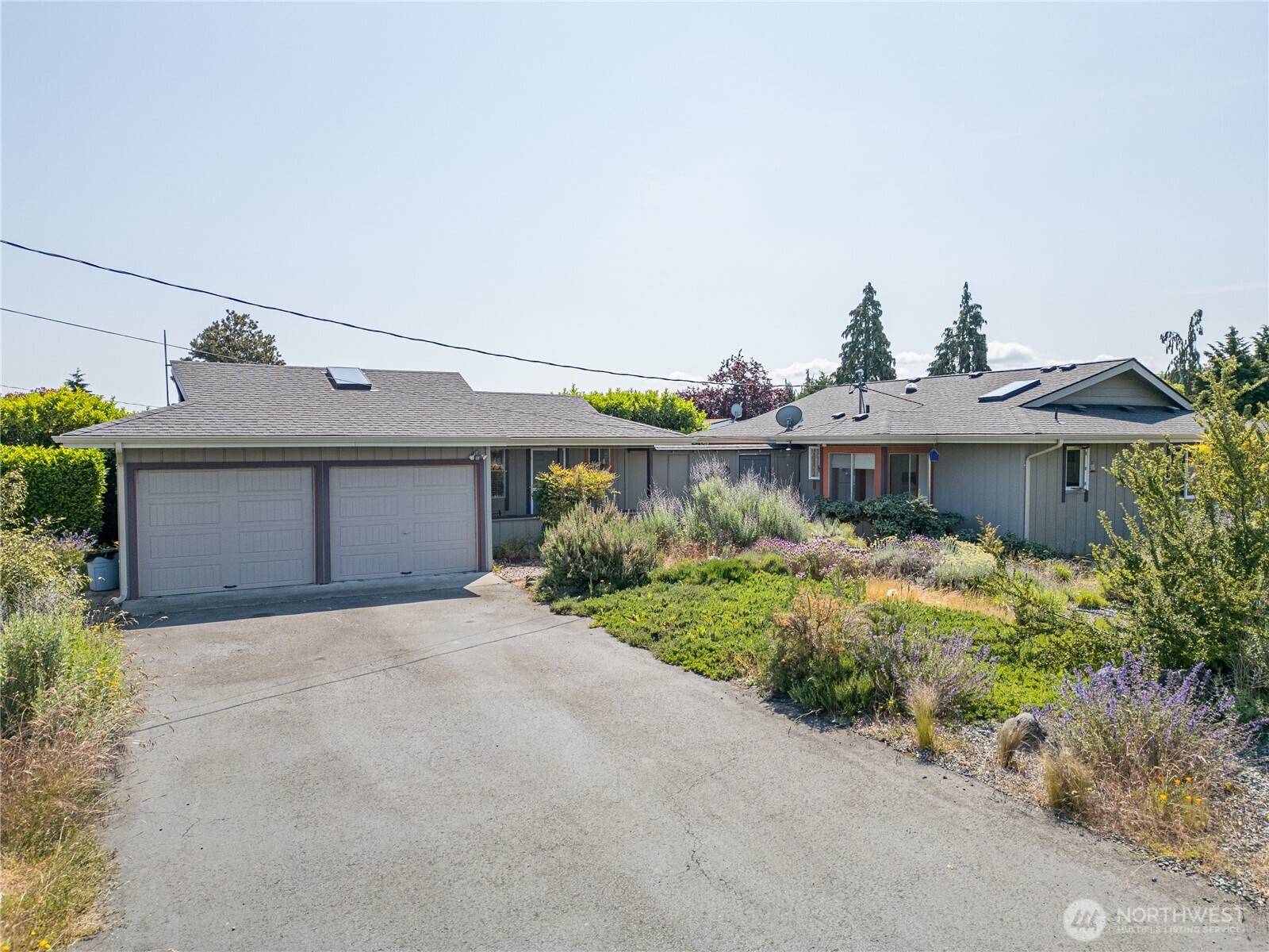Sequim, WA 98382,702 E Alder