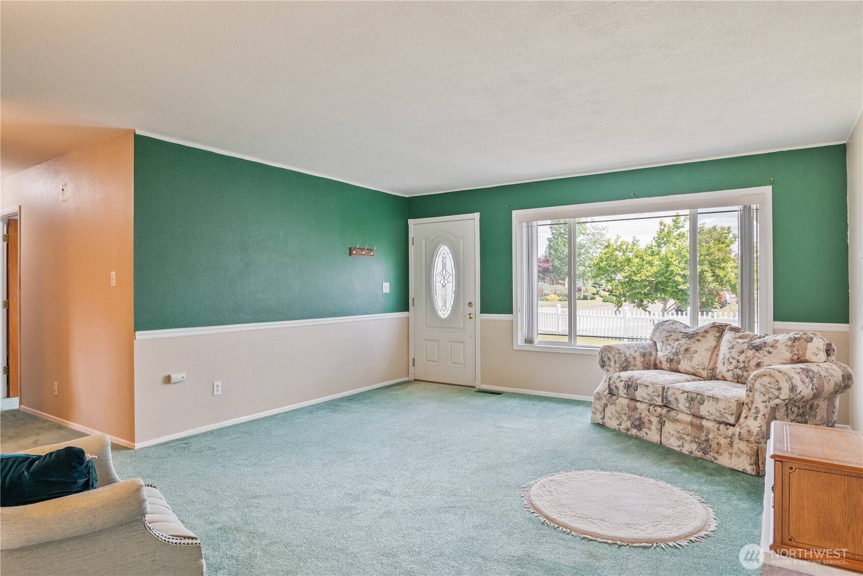 Longview, WA 98632,1419 Midland AVE