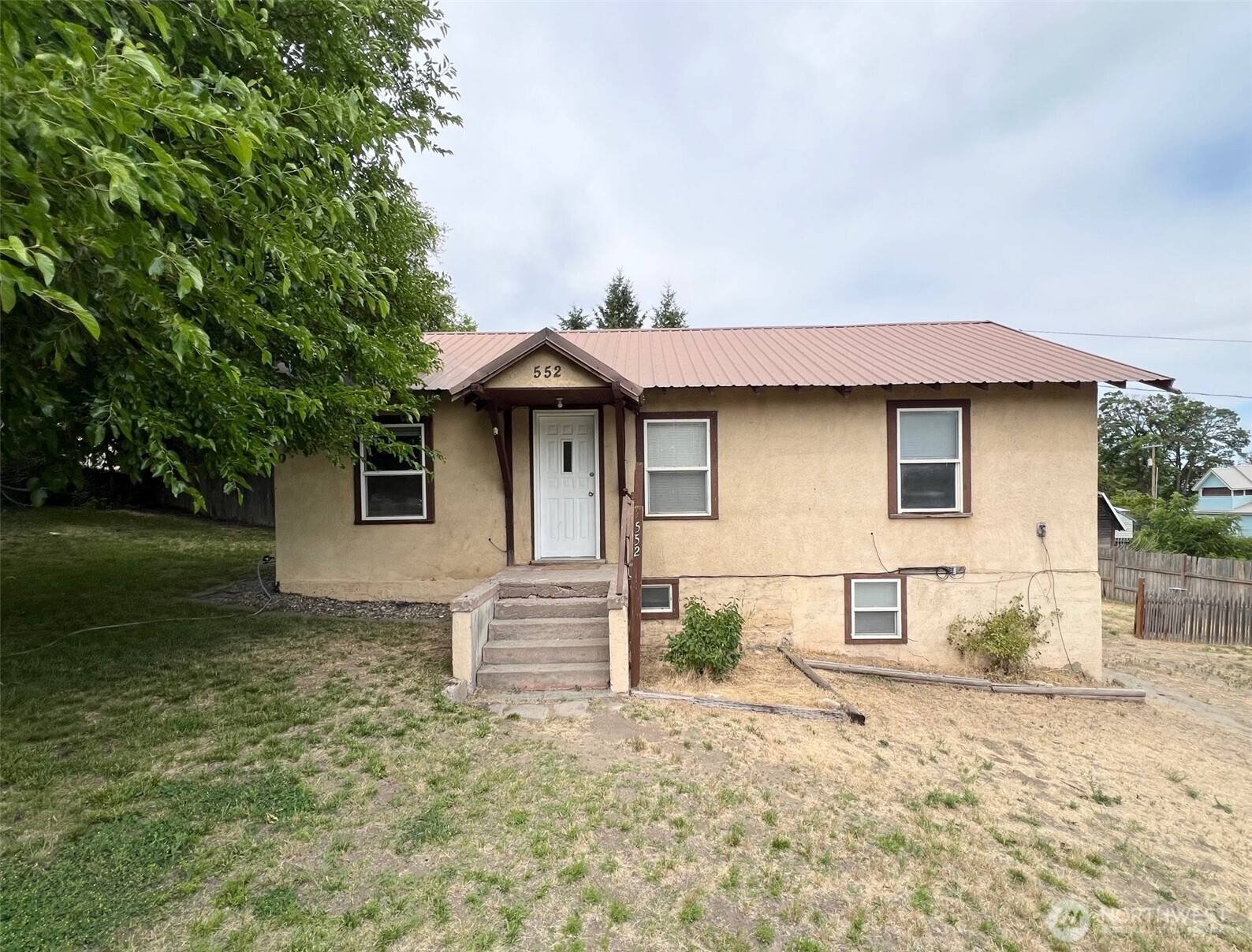 Okanogan, WA 98844,552 Maple ST S
