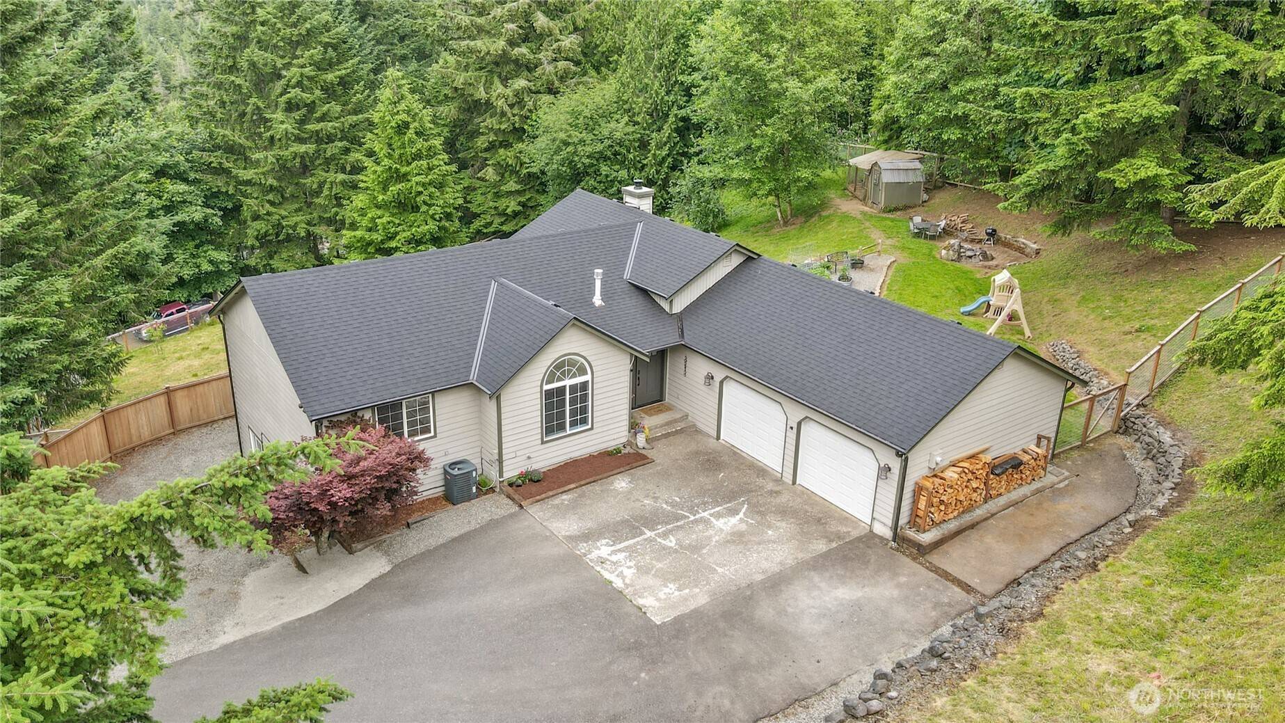 Ravensdale, WA 98051,26045 Landsburg RD SE