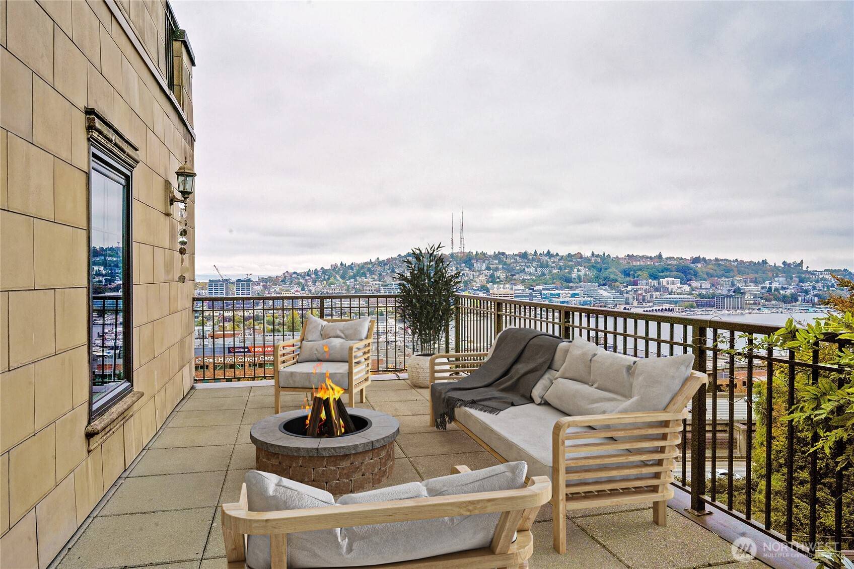 Seattle, WA 98102,745 Bellevue AVE E #109