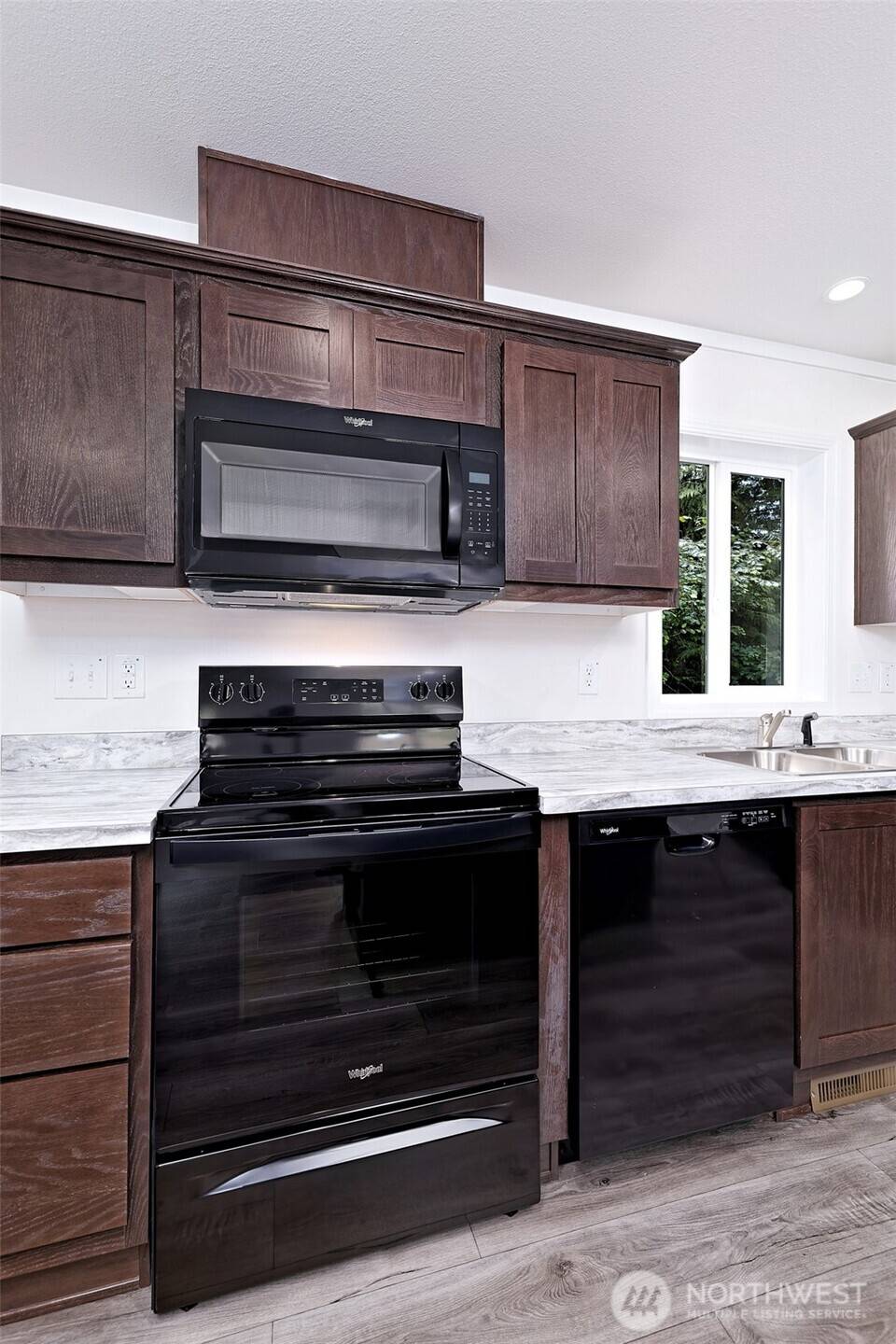 Shelton, WA 98584,71 E Earll DR