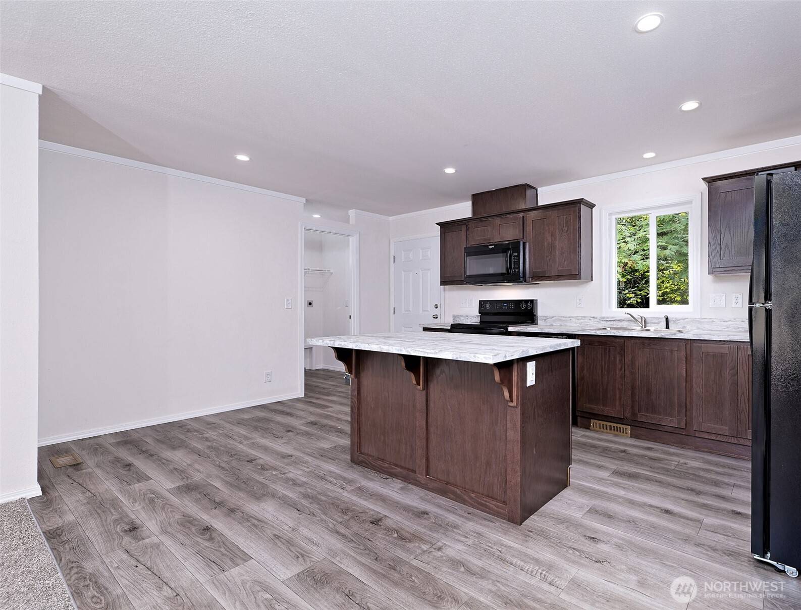 Shelton, WA 98584,71 E Earll DR