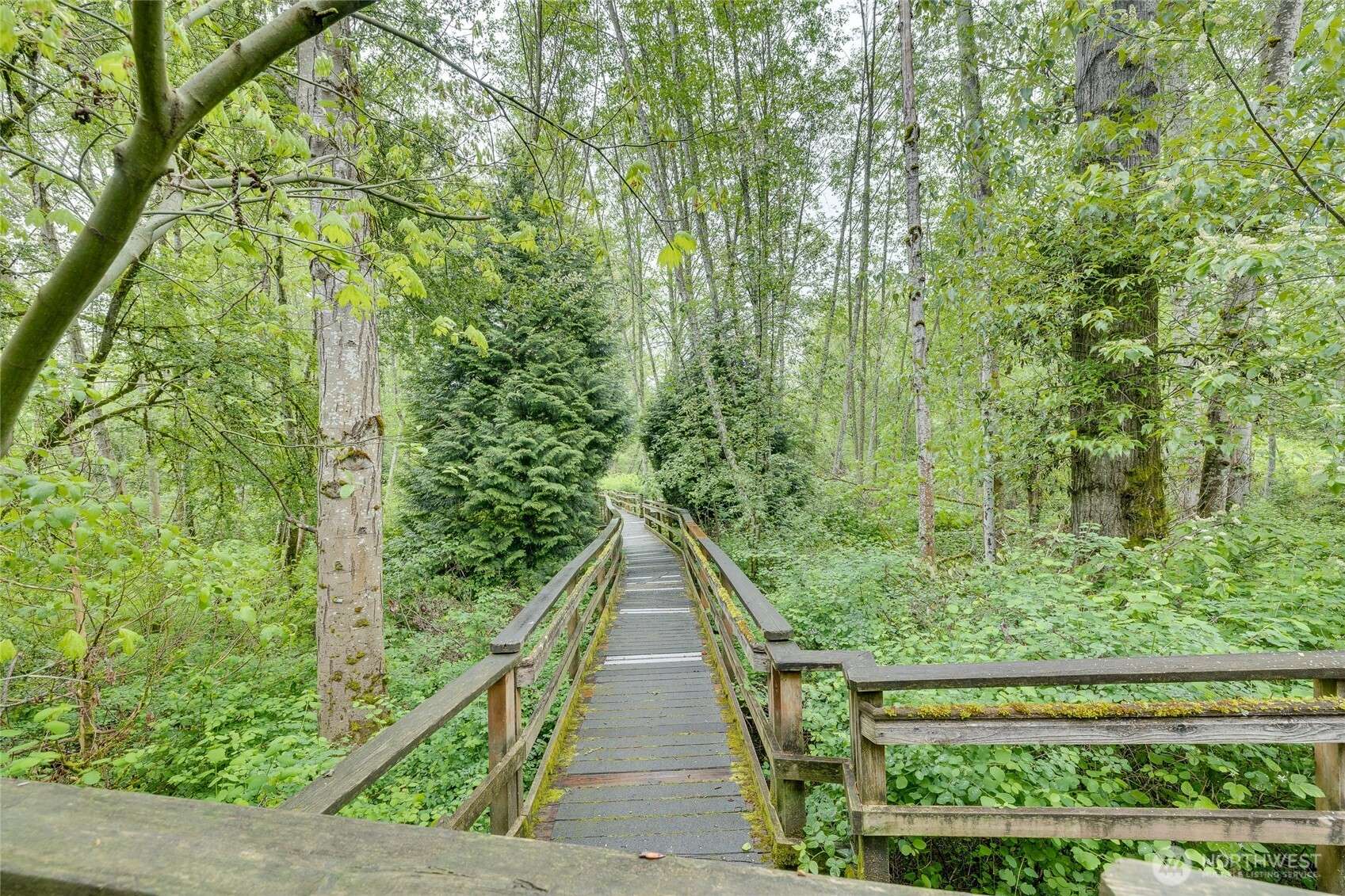 Kirkland, WA 98033,9229 122nd CT NE #C-13