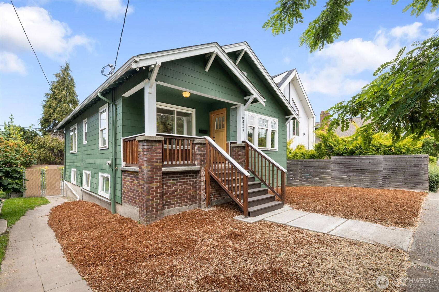 Seattle, WA 98108,6427 Flora AVE S