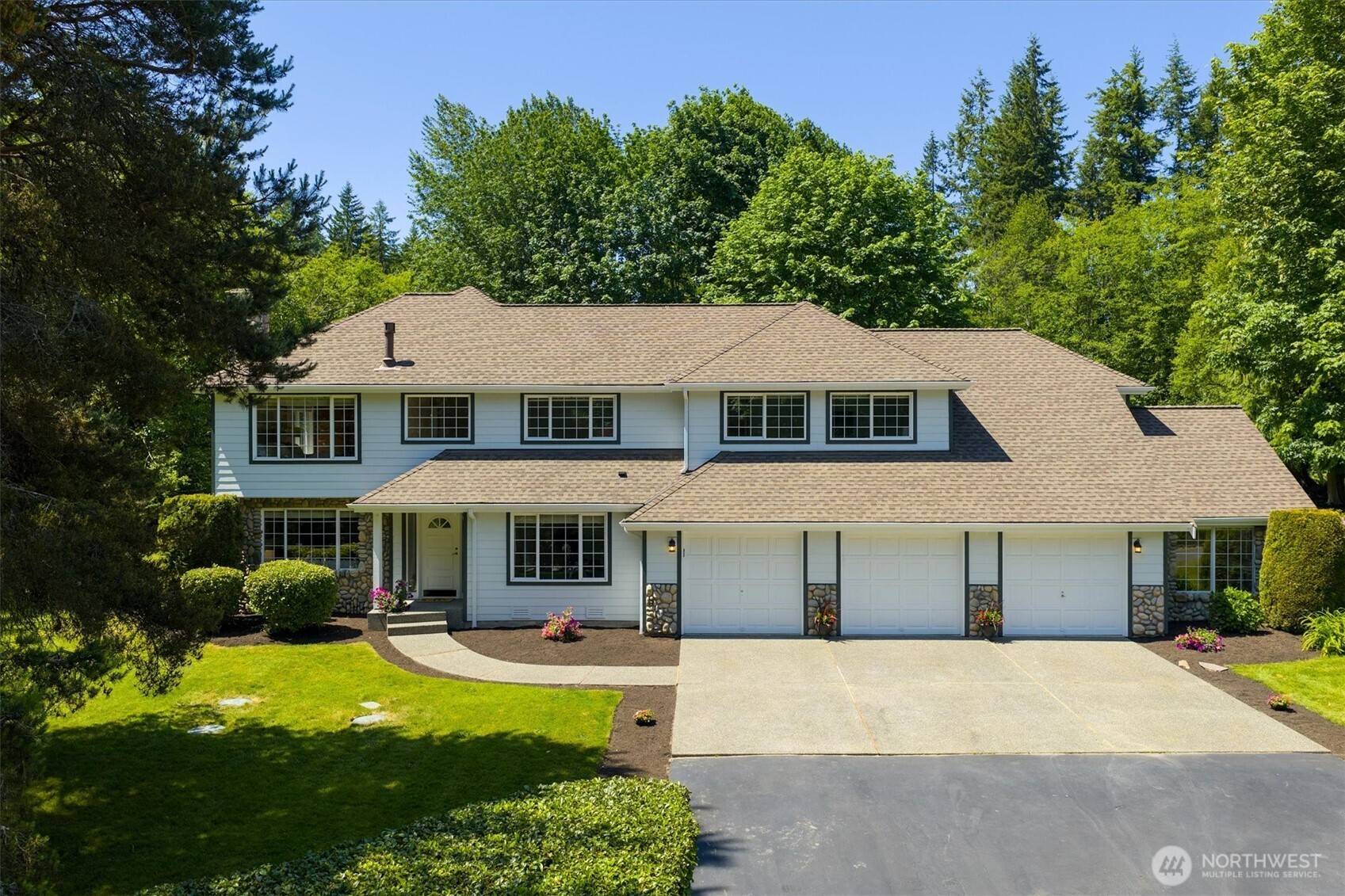 Snohomish, WA 98296,8329 200th ST SE