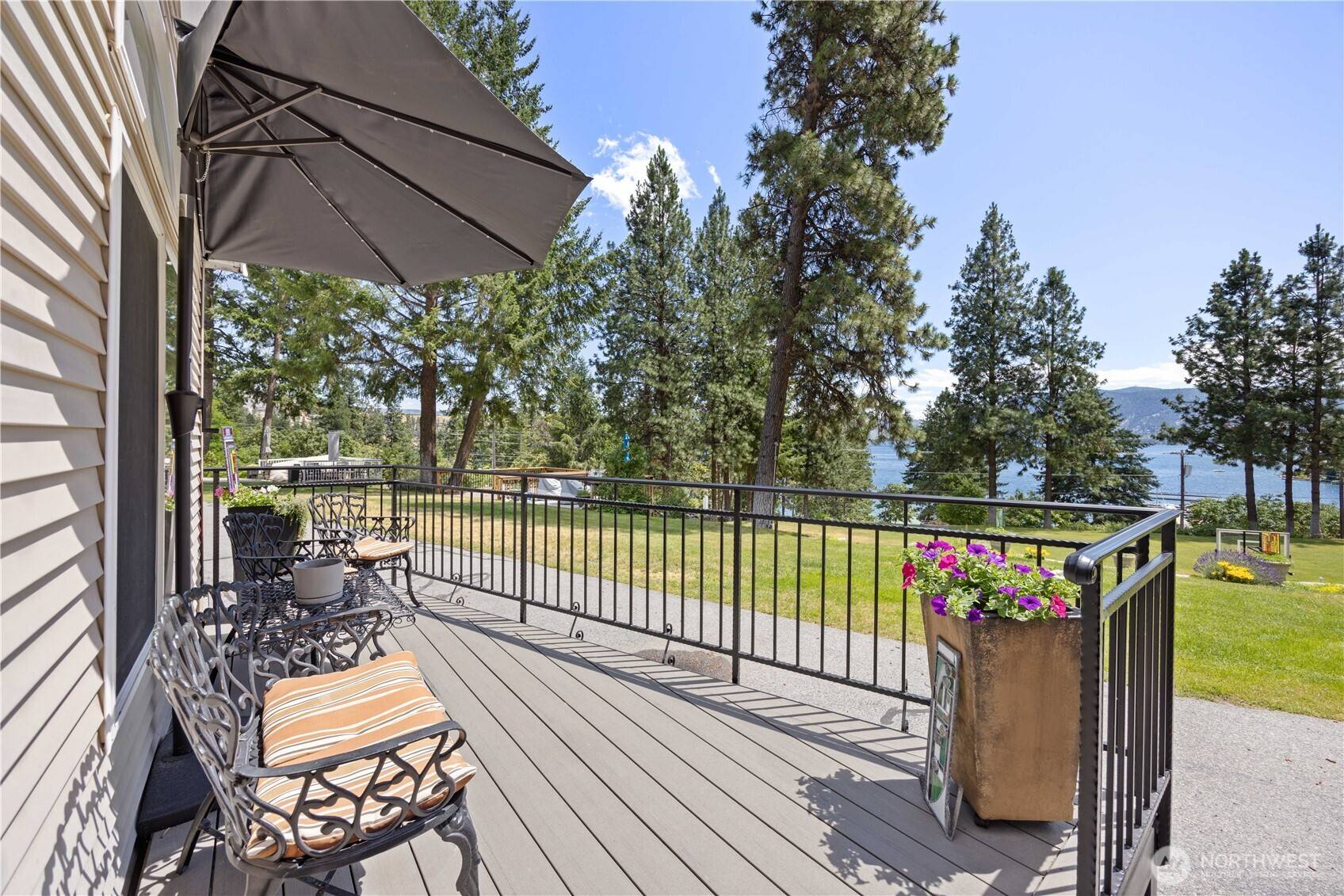 Chelan, WA 98816,11155 South Lakeshore Rd.