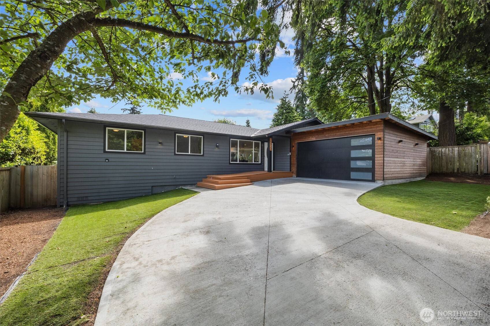Kenmore, WA 98028,15922 84th AVE NE