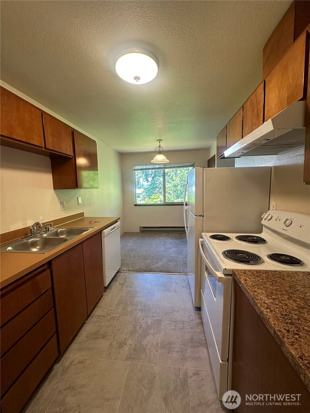 Everett, WA 98203,5631 Highway PL #17