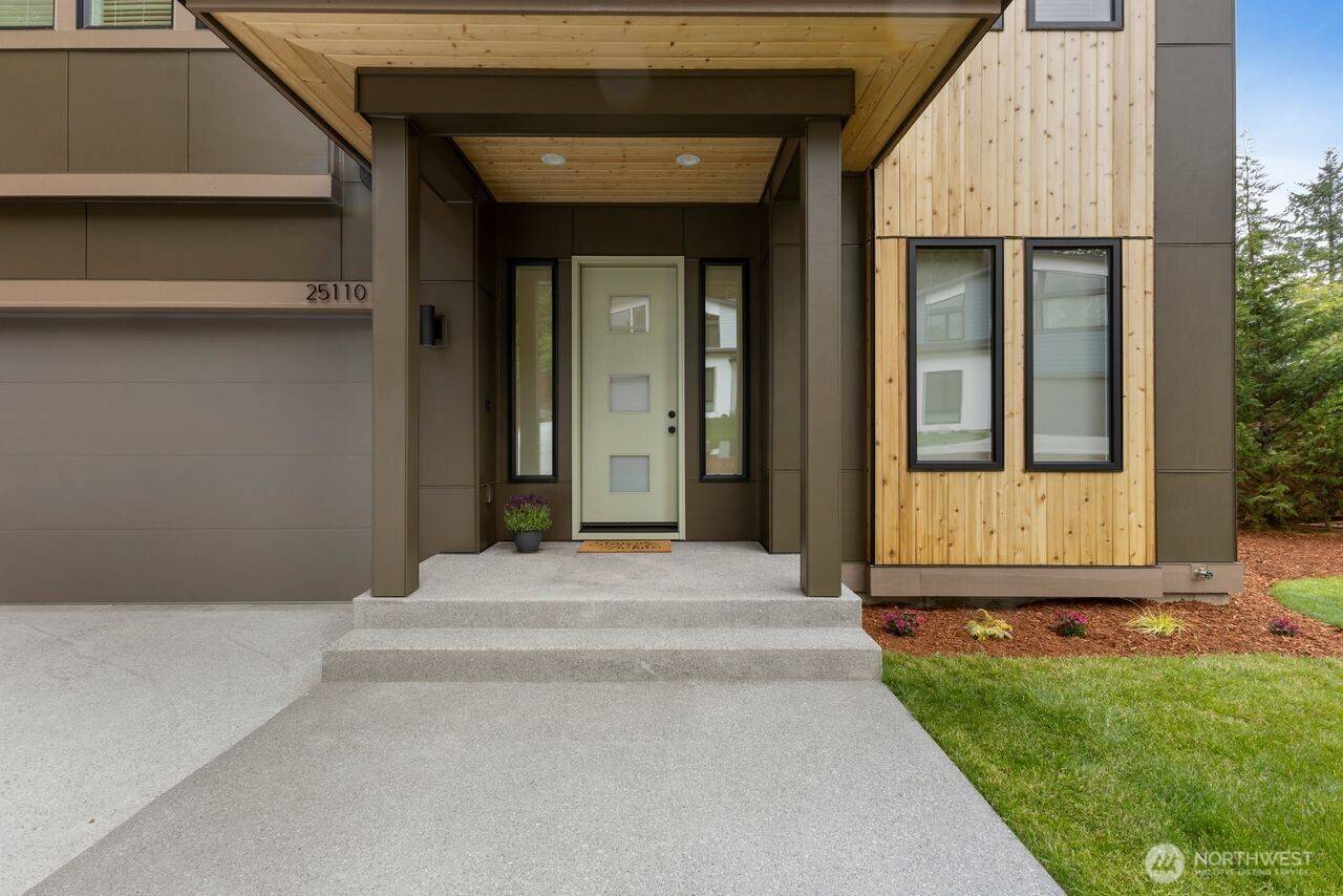 Maple Valley, WA 98038,25110 235th CT SE