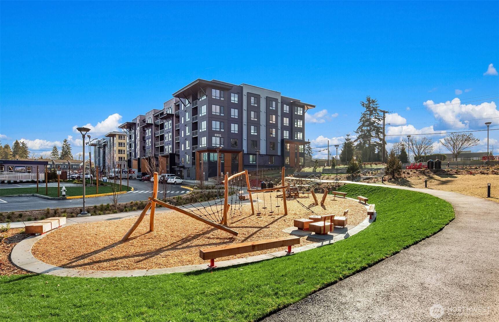 Kenmore, WA 98028,18226 68th AVE NE #502