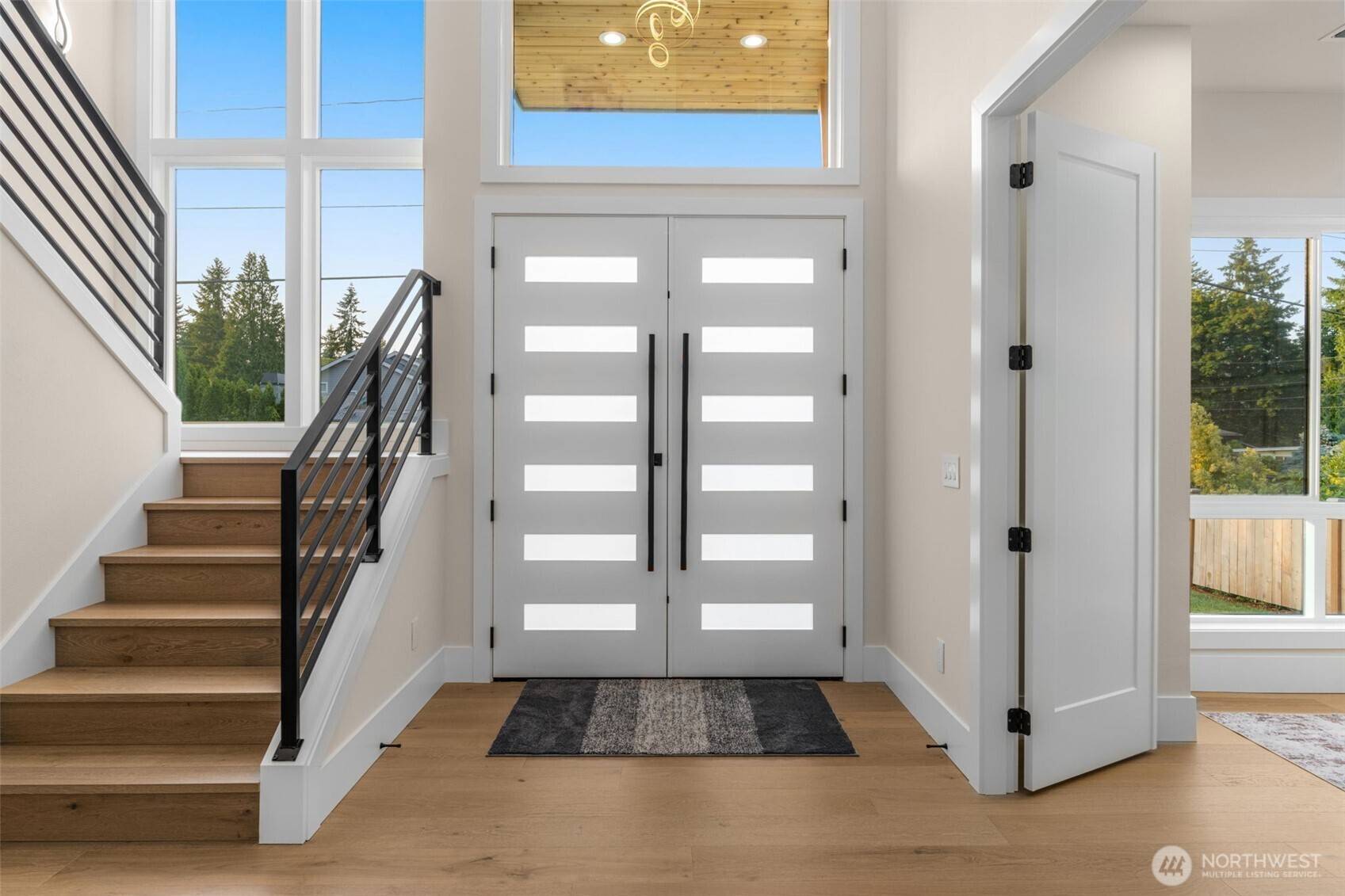 Bellevue, WA 98008,17109 NE 16th PL