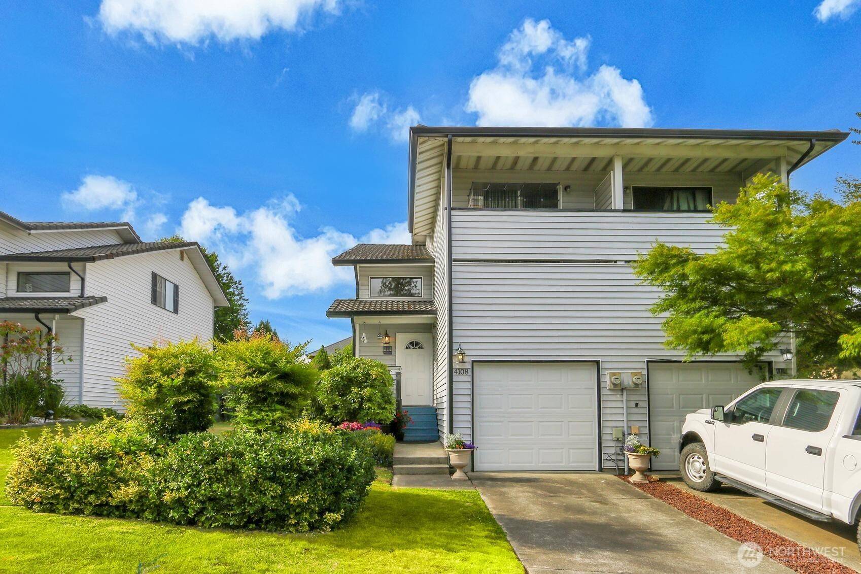 Renton, WA 98059,4108 NE 6th PL