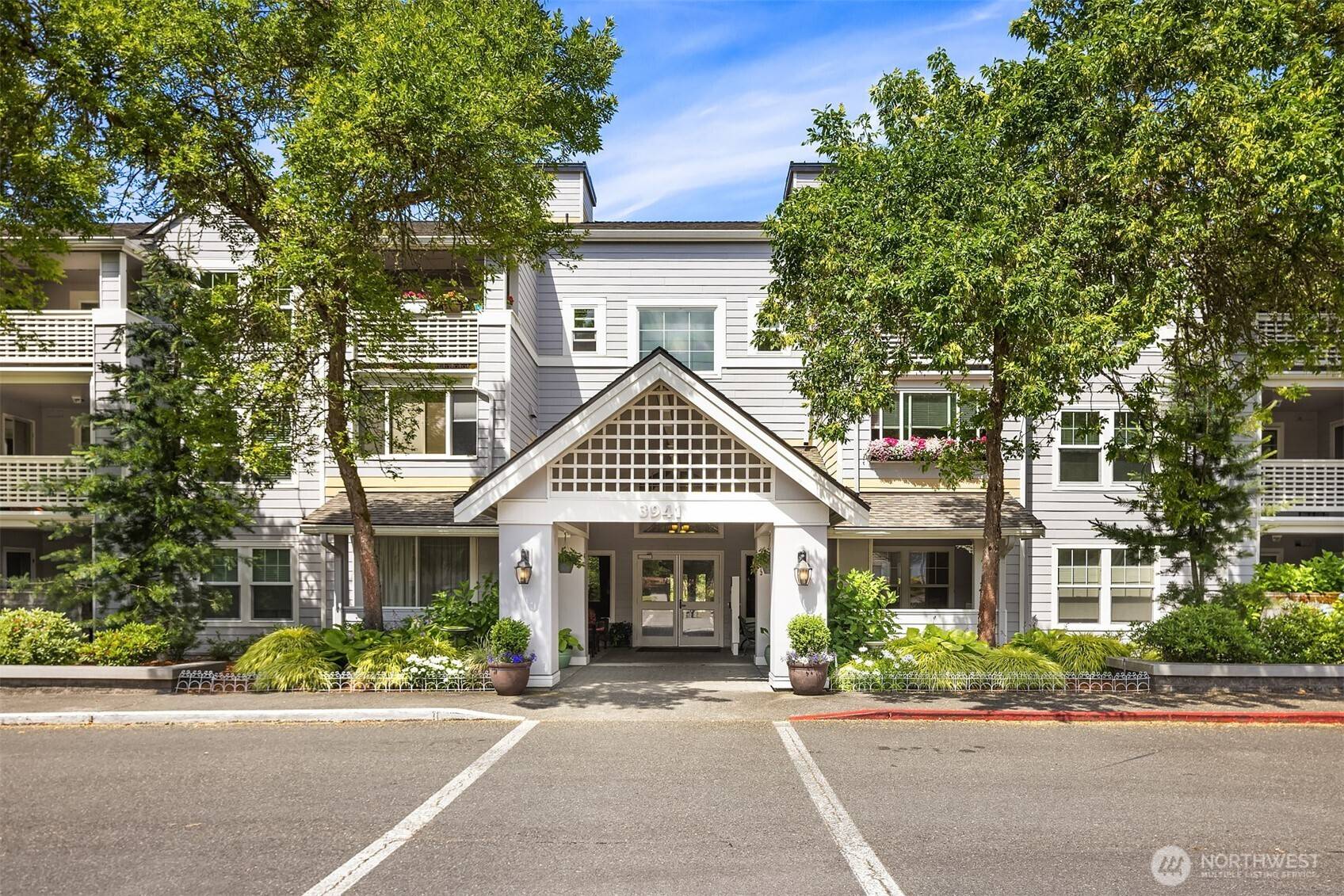 Issaquah, WA 98029,3941 226 PL SE #313