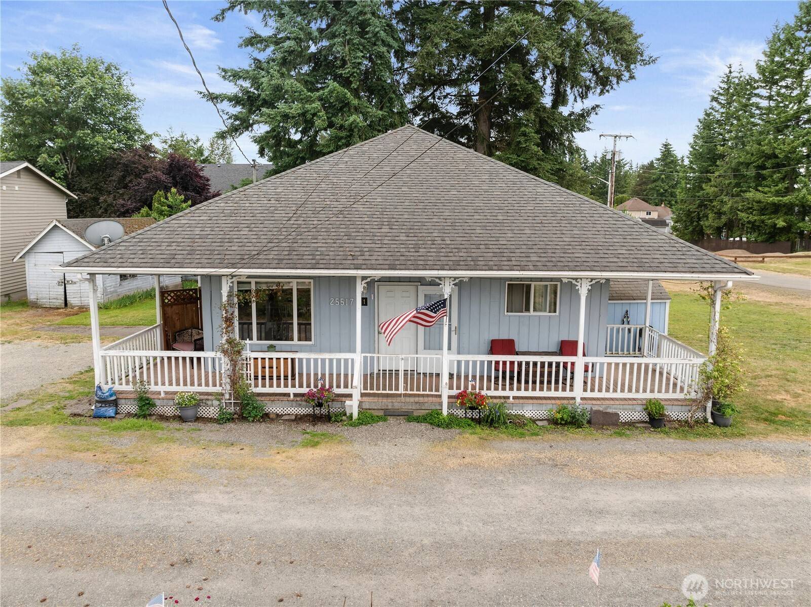 Black Diamond, WA 98010,25517 Lawson ST