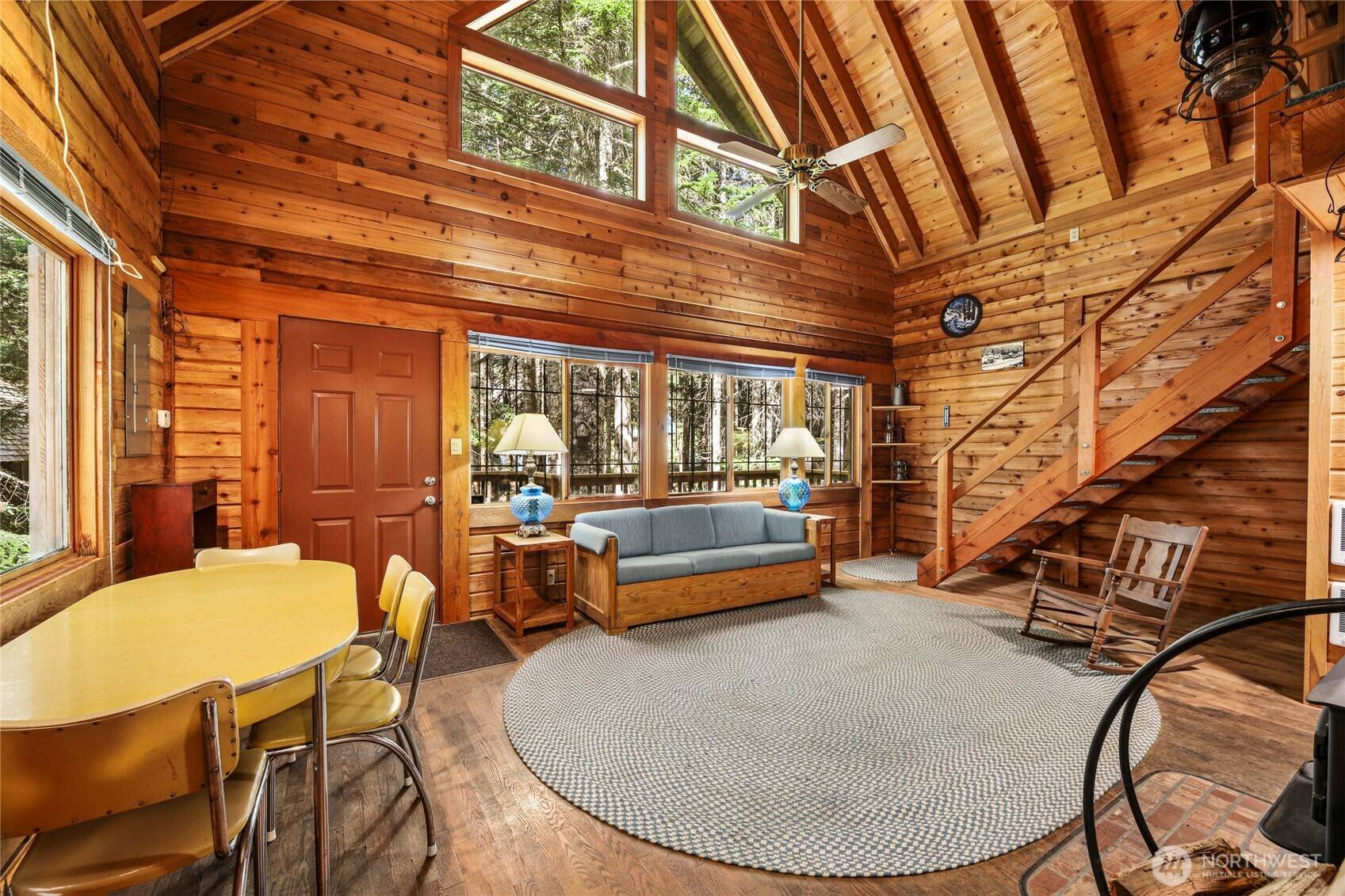 Snoqualmie Pass, WA 98068,81 Snow Cabin PL