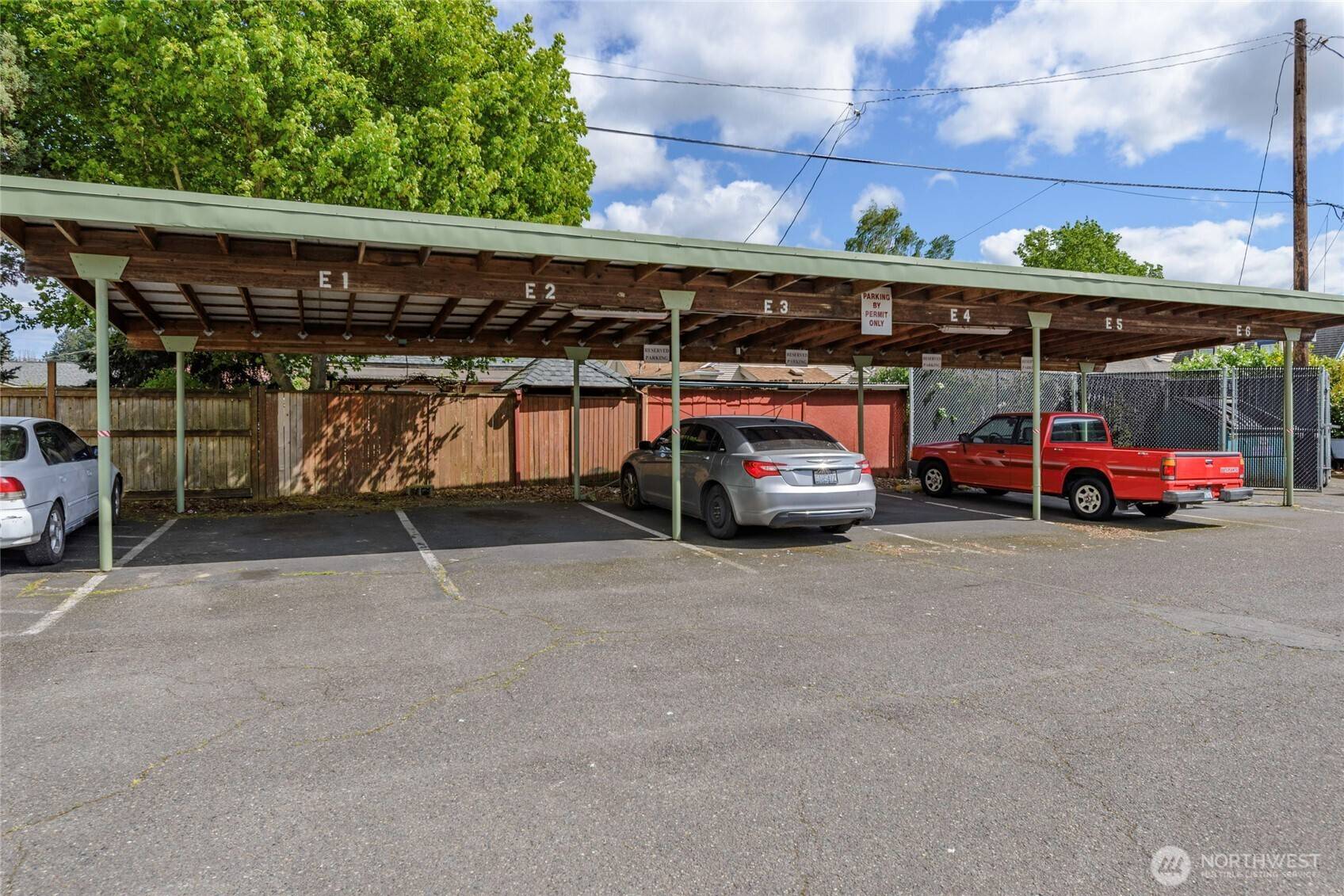 Centralia, WA 98531,522 N Iron ST