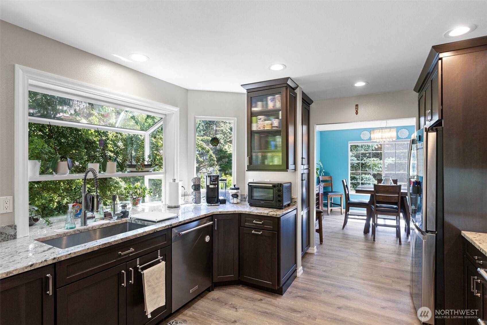 Edmonds, WA 98026,13233 59th AVE W