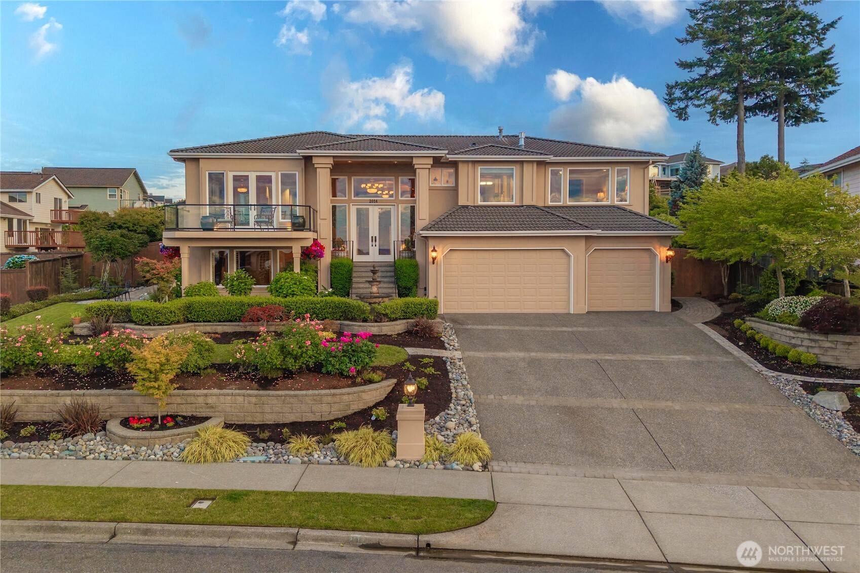 Tacoma, WA 98422,2014 Parkview DR NE
