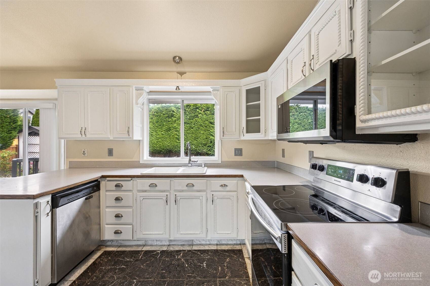Spanaway, WA 98387,19315 73rd AVE E
