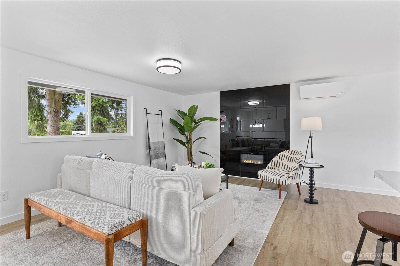 Renton, WA 98059,1103 Vashon CT NE