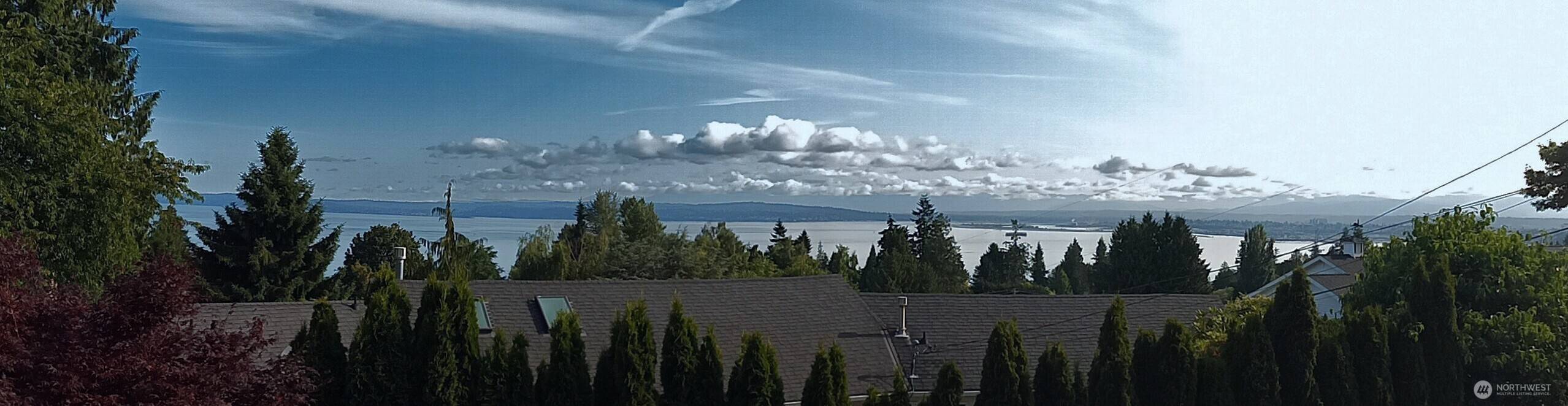 Everett, WA 98203,5004 27th AVE W