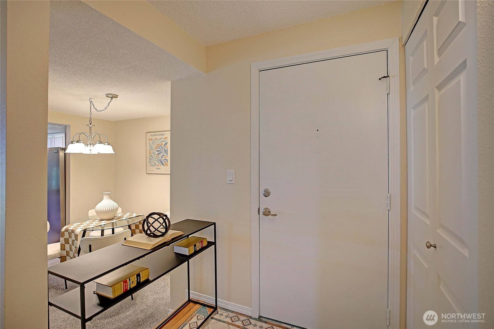 Issaquah, WA 98027,4641 W Lake Sammamish Pkwy SE #F205