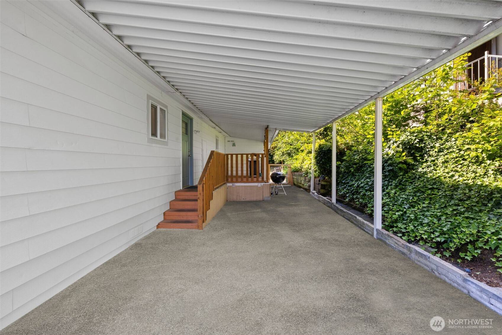Bothell, WA 98021,23708 Locust WAY #22B