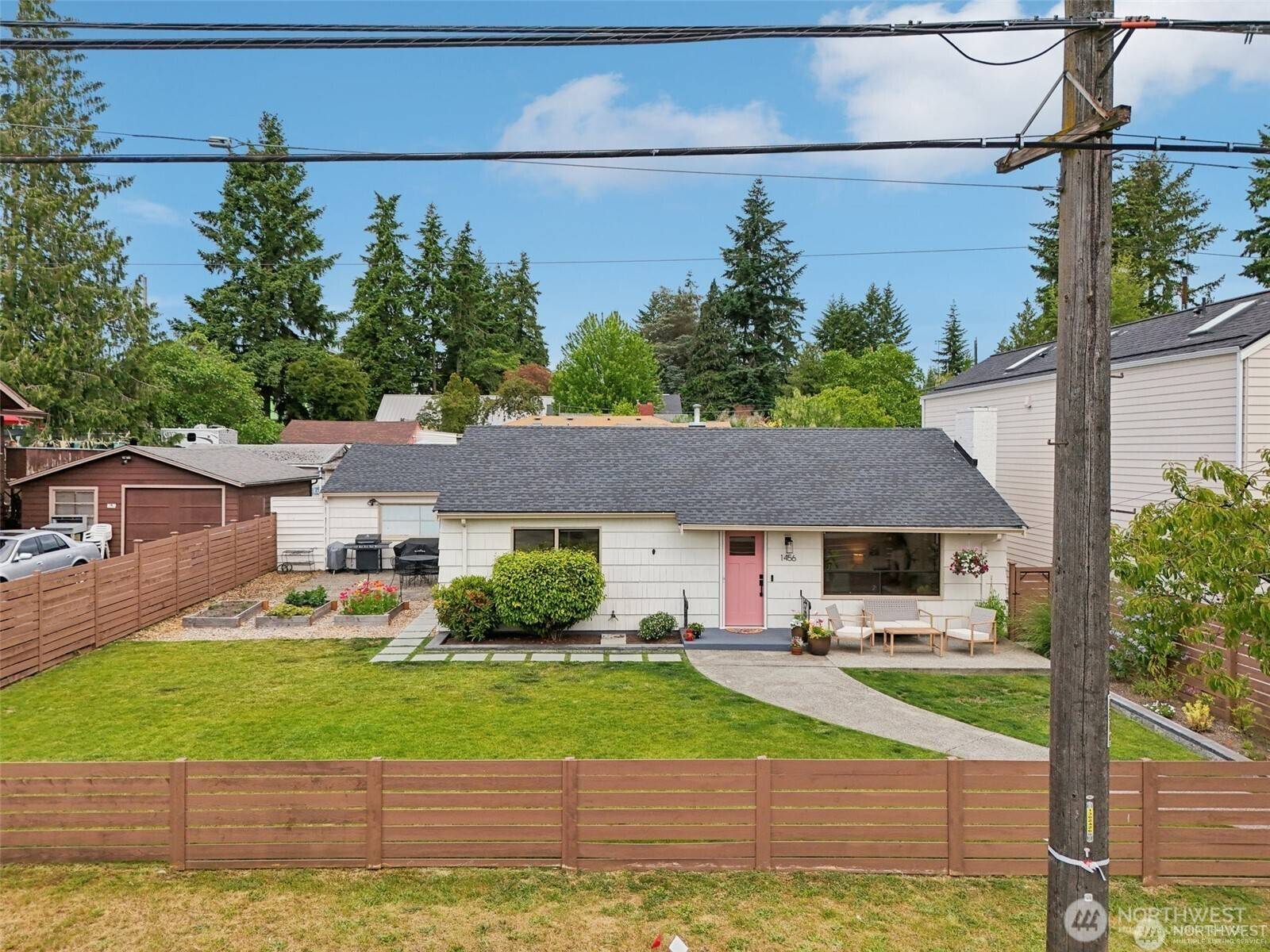 Seattle, WA 98133,1456 N 128th ST