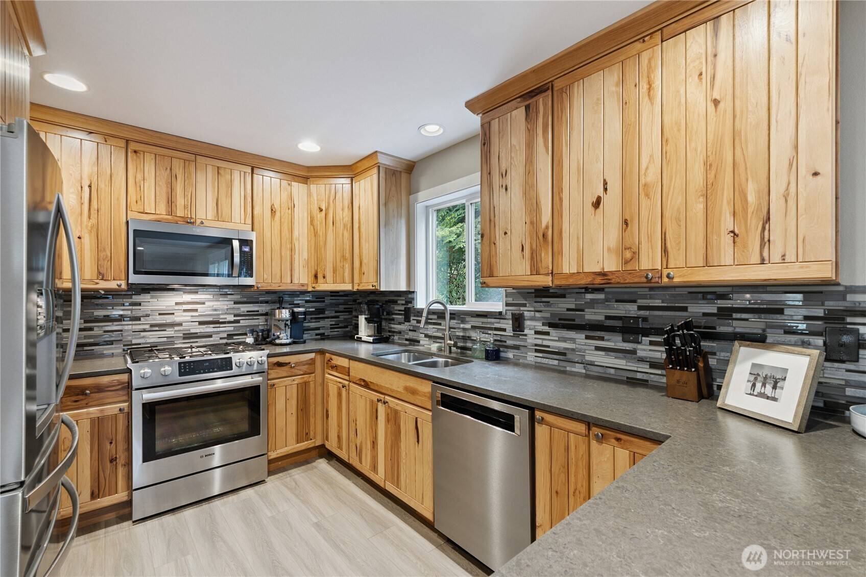 Anacortes, WA 98221,2702 Shannon Point RD