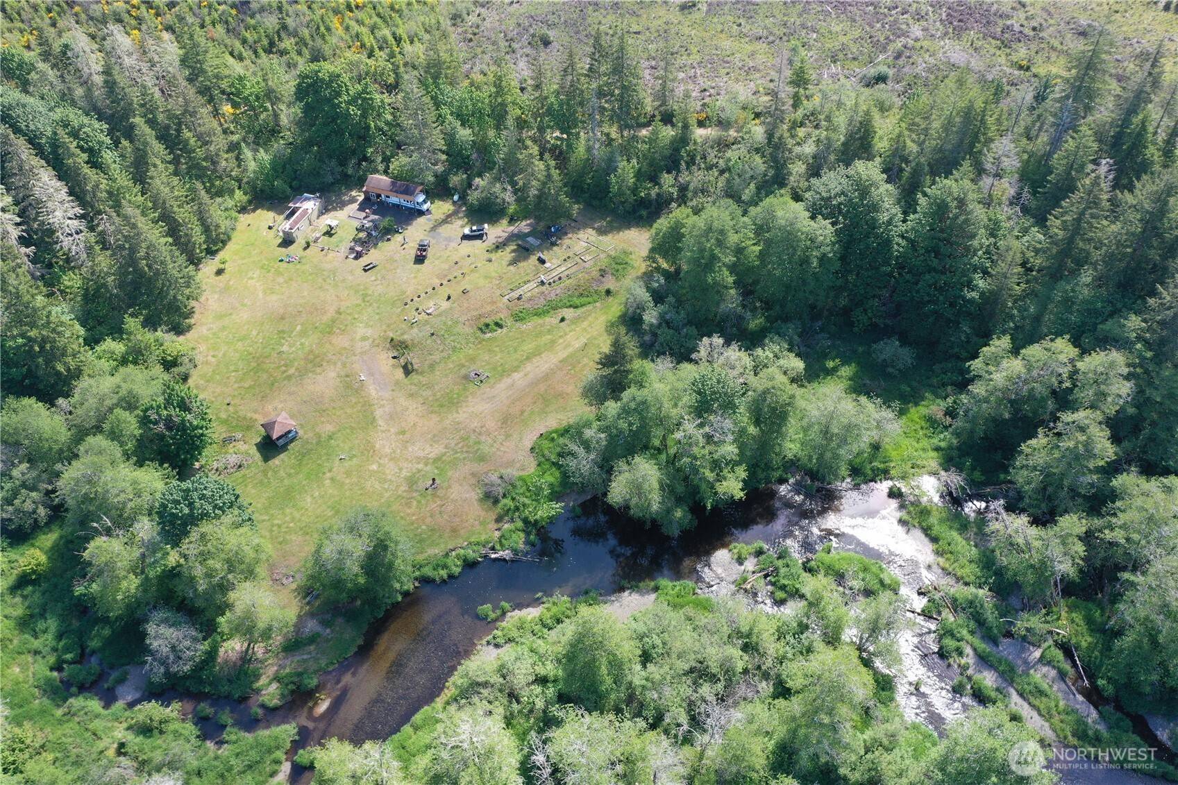 Elma, WA 98541,3693 W Ford Loop RD