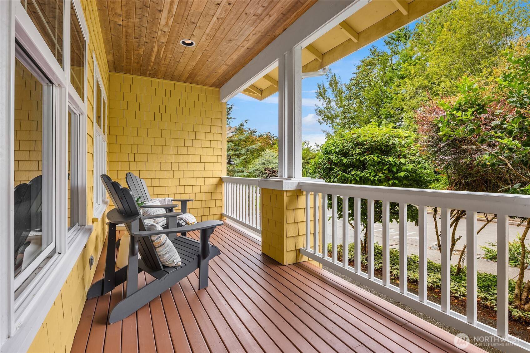 Bainbridge Island, WA 98110,9195 North Town DR NE