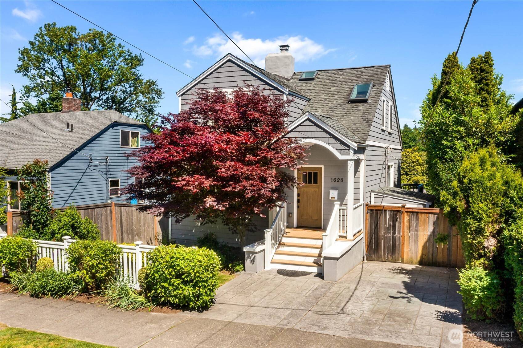 Seattle, WA 98122,1628 27th AVE