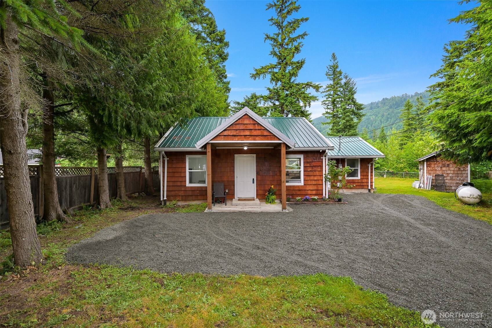Maple Falls, WA 98266,6258 Bellwood DR