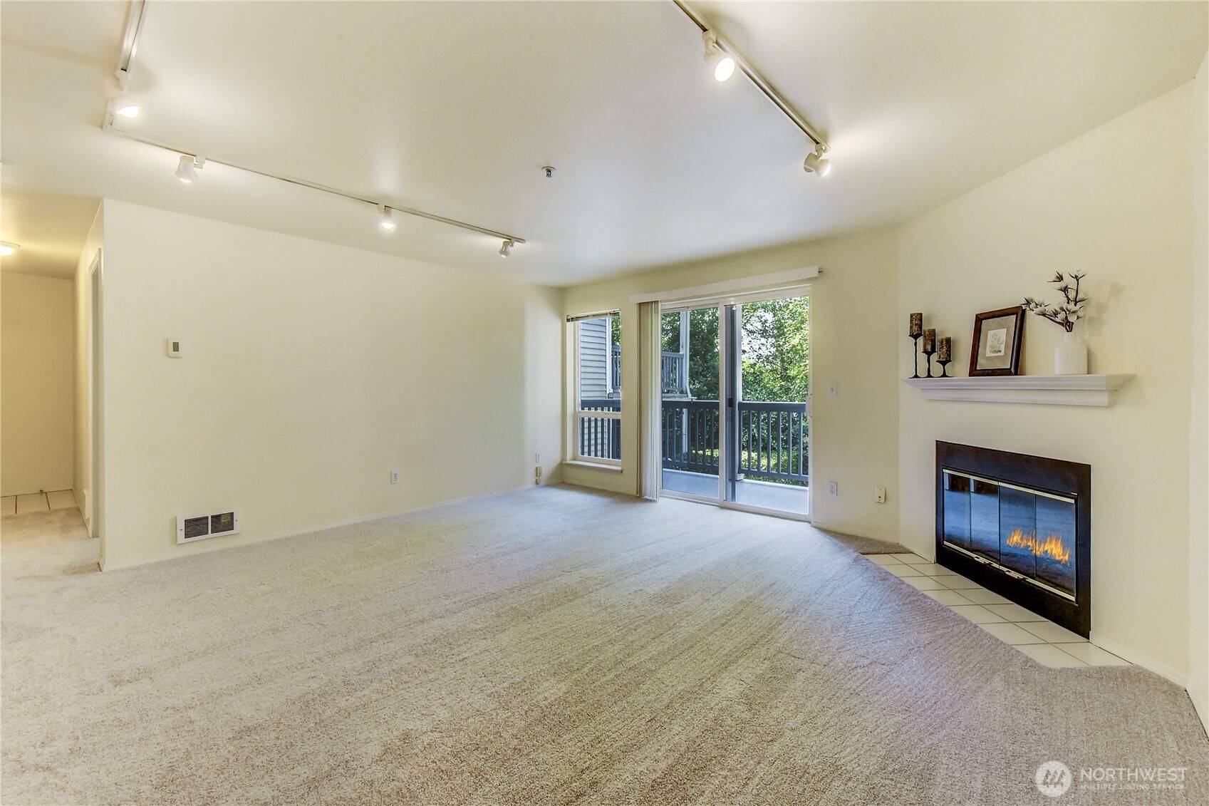 Bellevue, WA 98007,2969 142nd PL SE #7