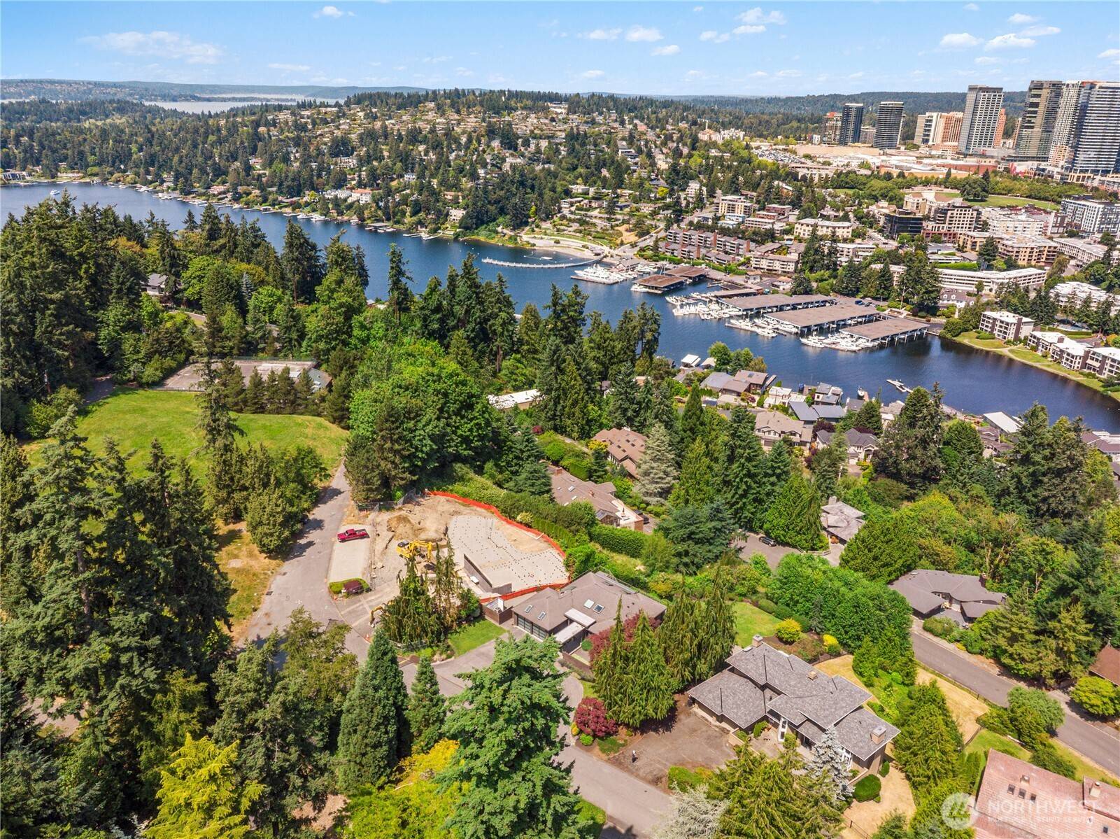 Bellevue, WA 98004,9610 SE 7th ST