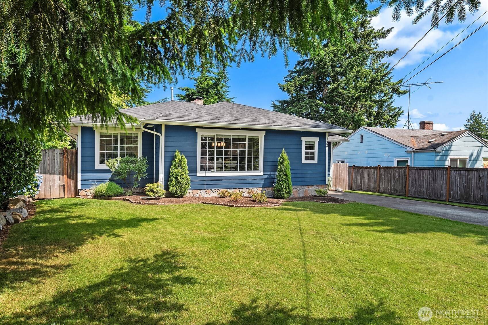 Everett, WA 98203,1321 Kossuth AVE