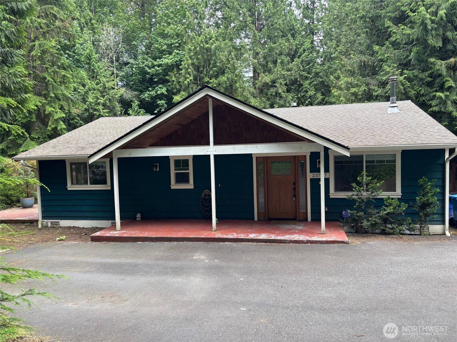 Issaquah, WA 98027,23747 SE 132nd WAY