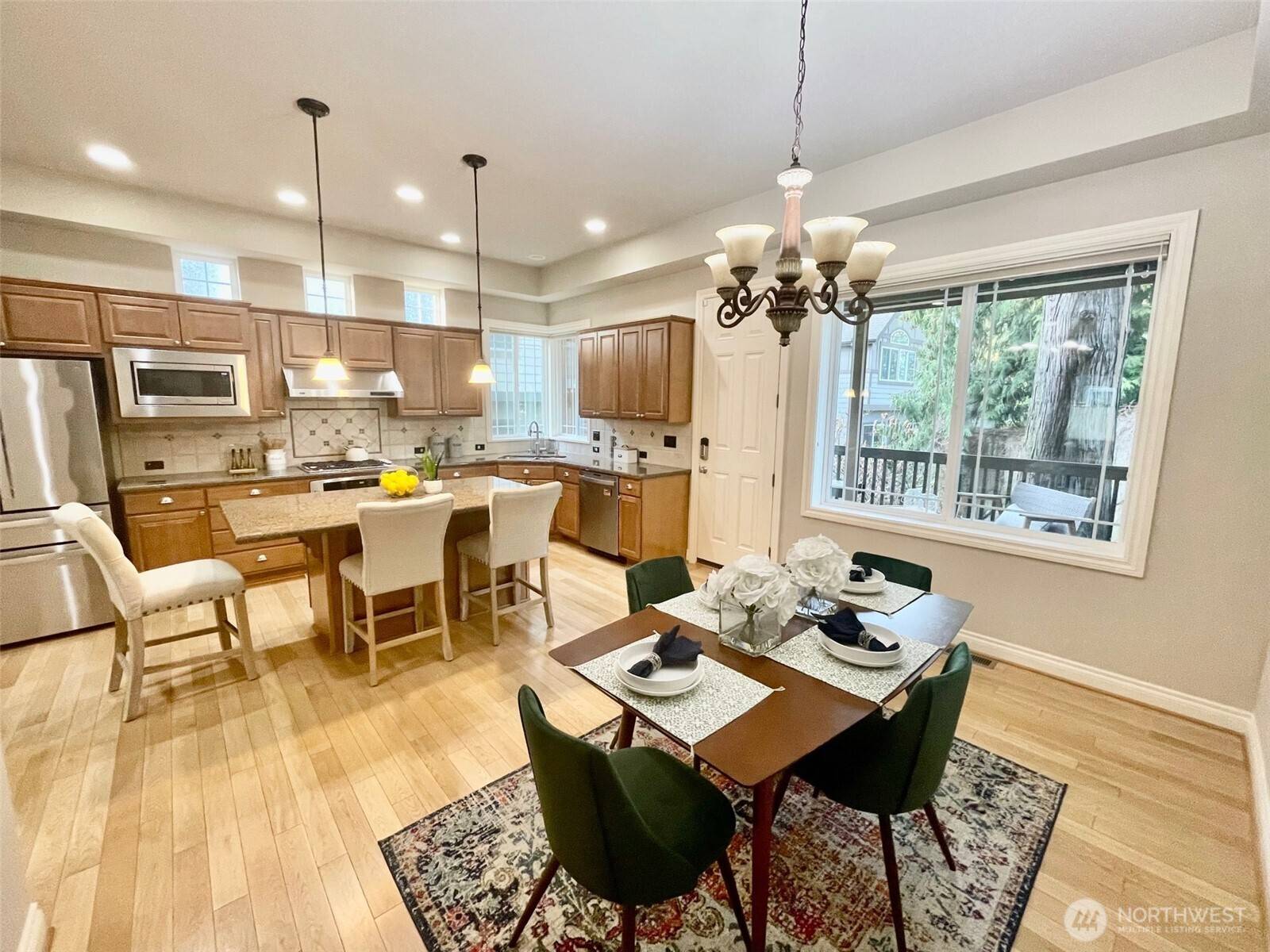 Redmond, WA 98052,6802 156th PL NE