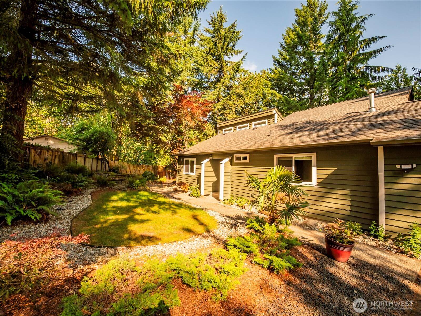 Tumwater, WA 98512,820 C ST SW