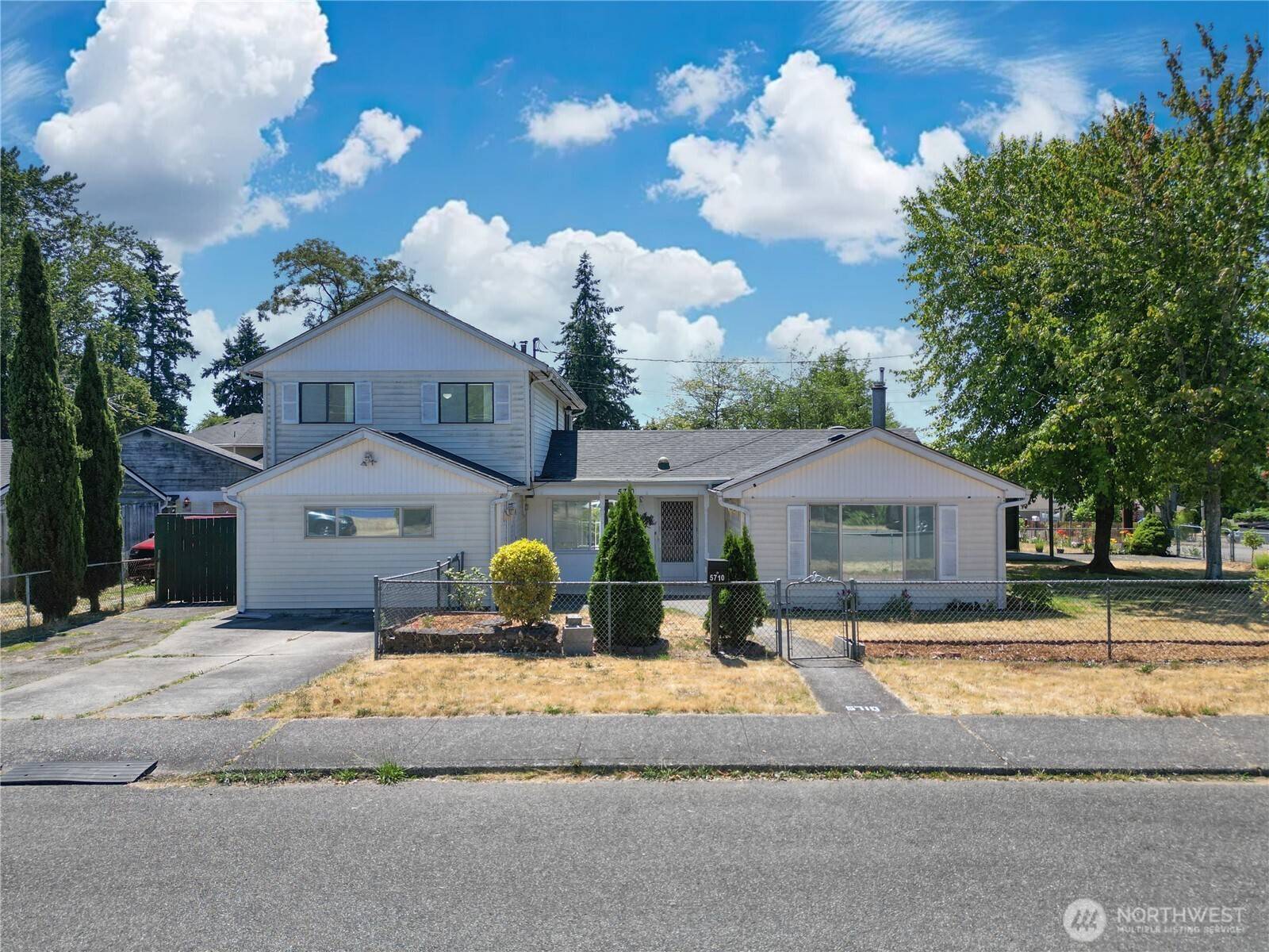 Mountlake Terrace, WA 98043,5710 242nd ST SW