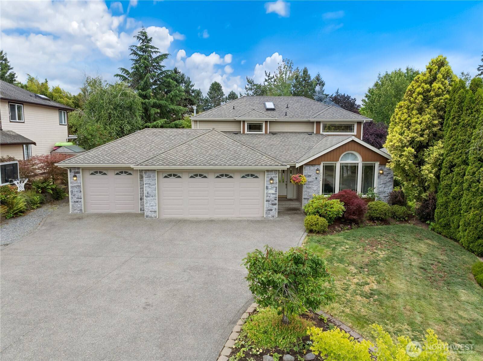 Puyallup, WA 98374,2804 18th ST SE