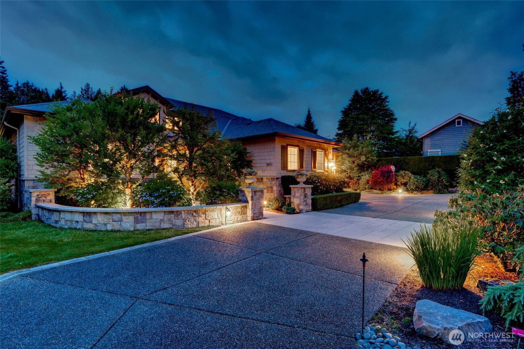 Redmond, WA 98053,24103 NE 122nd ST