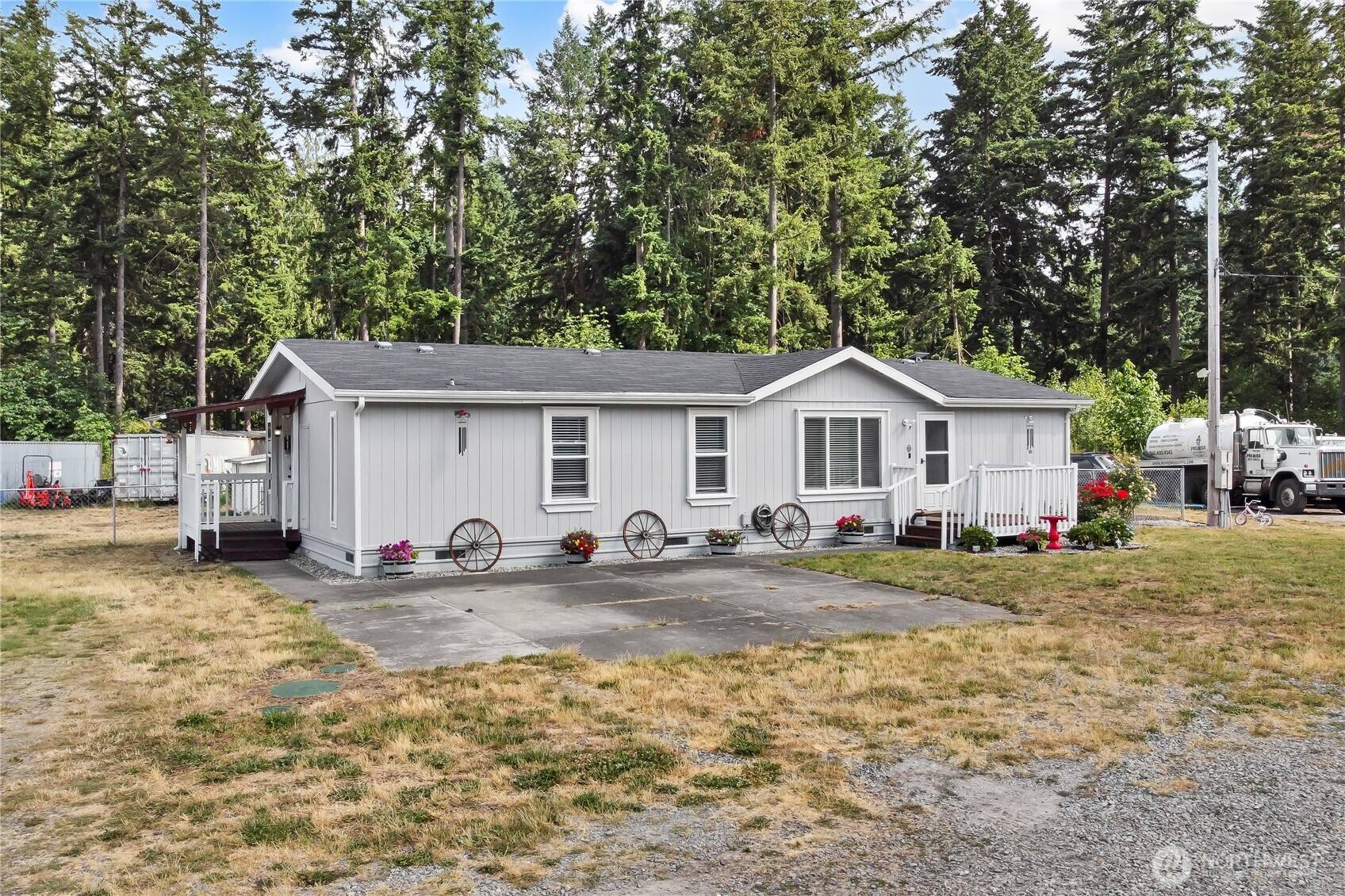 Yelm, WA 98597,14615 Lawrence Lake RD SE